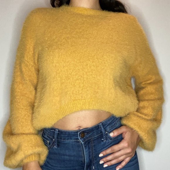 Sweater - Picture 3 of 3